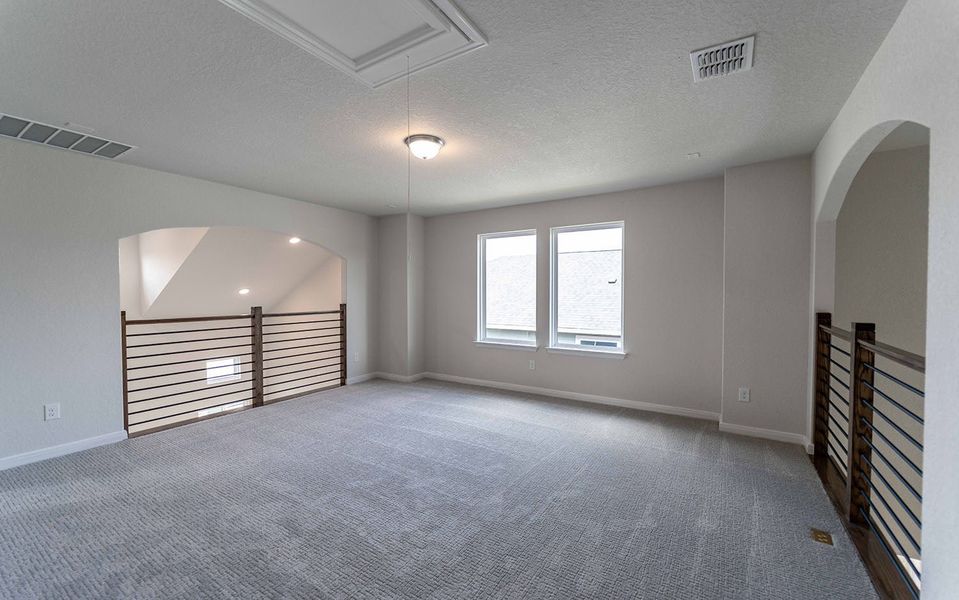 Spacious, unfurnished interior of a new home in Homestead, Schertz (Image 22).