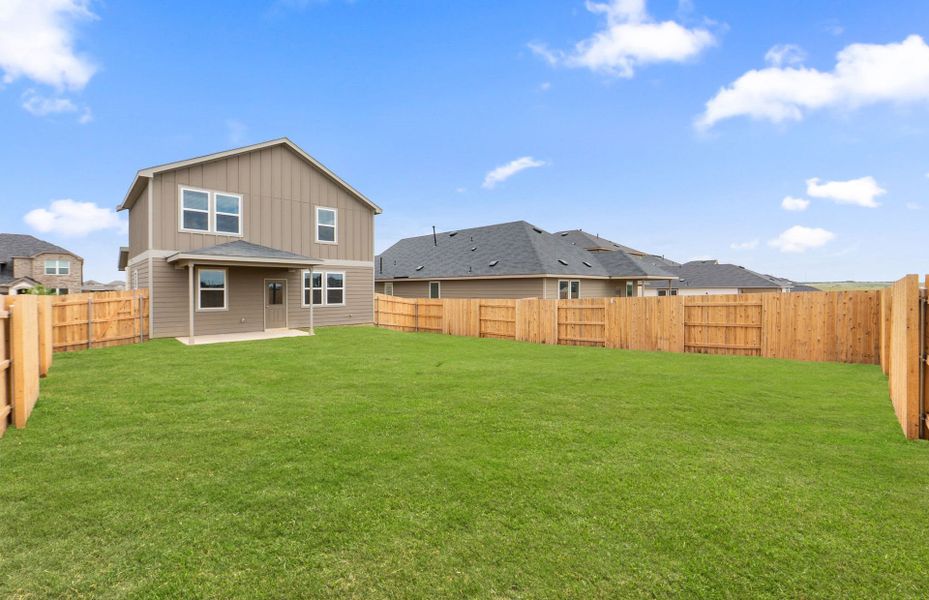 Exterior details and patio area of a home in Sunfield, Buda (Image 3).