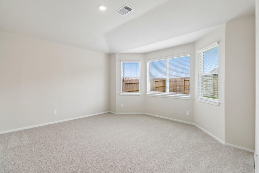 Spacious, unfurnished interior of a new home in Riviera Pines - Premier Series, Huffman (Image 15). Spacious, unfurnished interior of a new home in Riviera Pines - Premier Series, Huffman (Image 15).