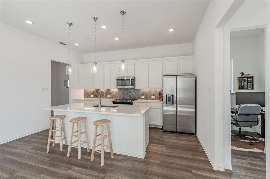 Furnished interior view inside a new home in , Northlake (Image 13).