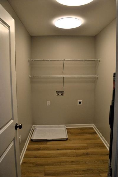 Spacious, unfurnished interior of a new home in , Fayetteville (Image 7).
