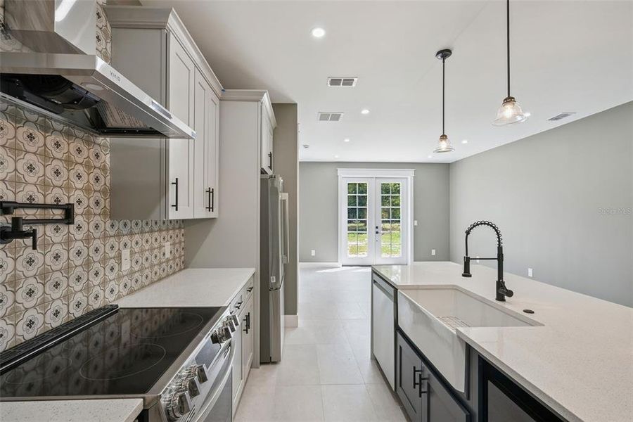 Furnished interior view inside a new home in , Apopka (Image 8).