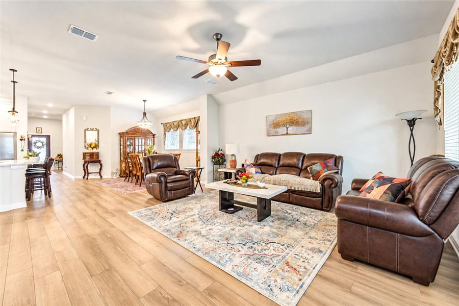 Furnished interior view inside a new home in Brookewater - Terrace Collection, Rosenberg (Image 10). Furnished interior view inside a new home in Brookewater - Terrace Collection, Rosenberg (Image 10).