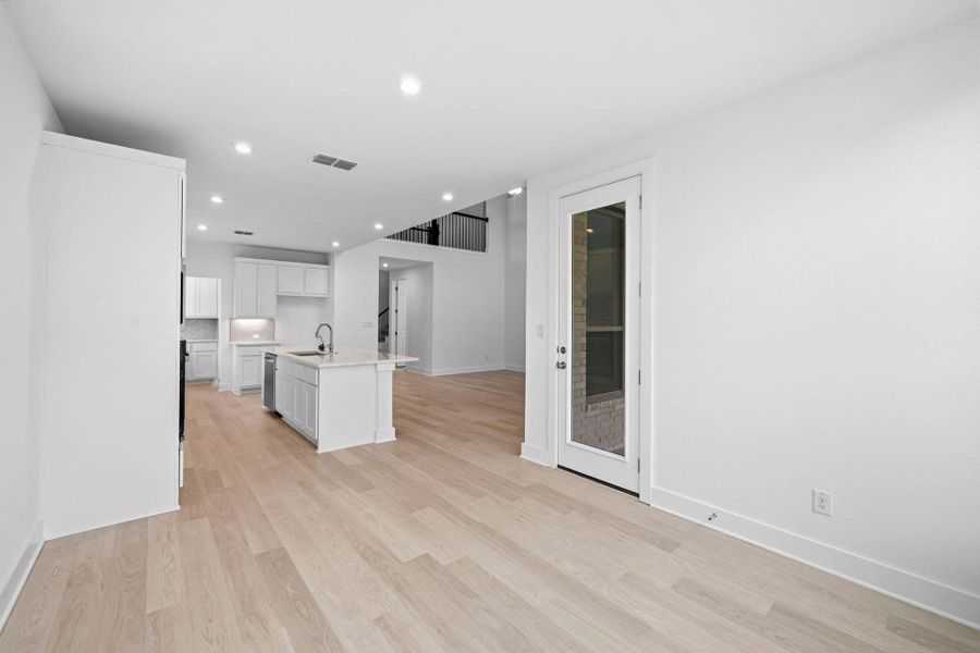 From Casual Dining to Kitchen