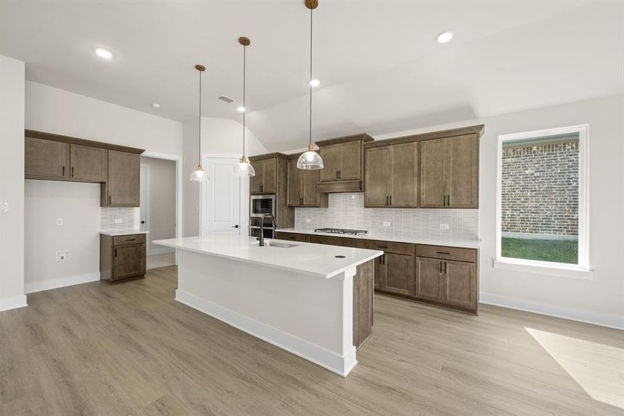 715 Bluestem- Kitchen-3