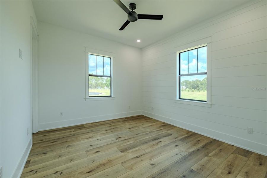 Spacious, unfurnished interior of a new home in , Lithia (Image 16).