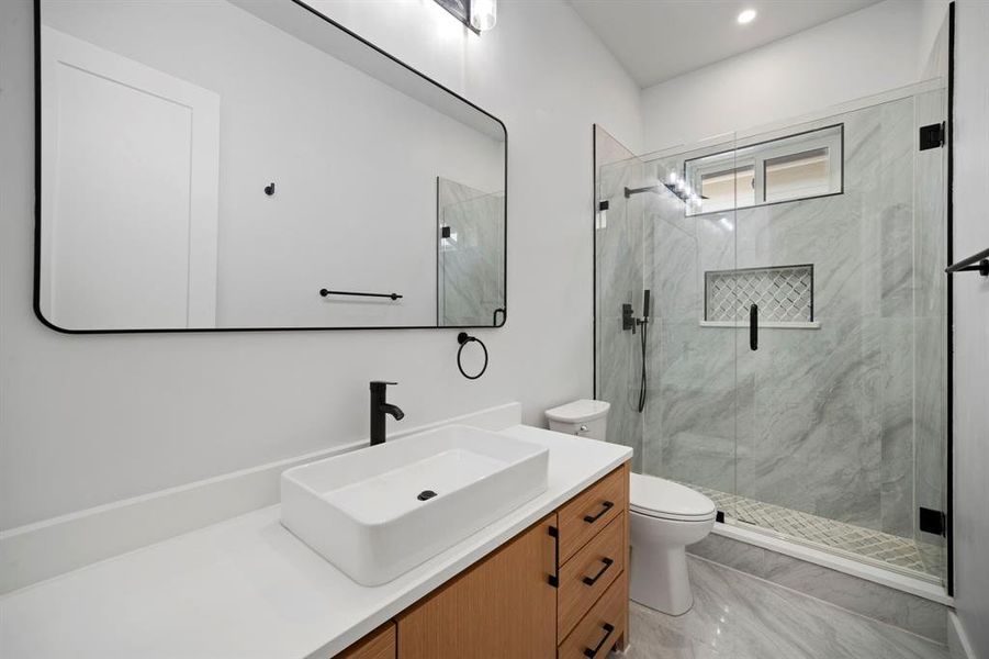 Furnished interior view inside a new home in , Dallas (Image 9).