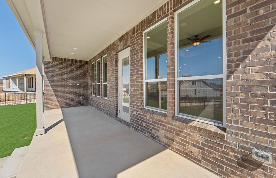 Exterior details and patio area of a home in Sun City Texas, Georgetown (Image 26).