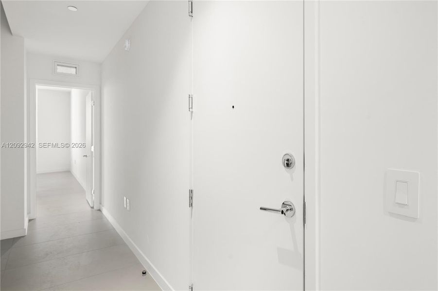 Spacious, unfurnished interior of a new home in , Miami (Image 23).