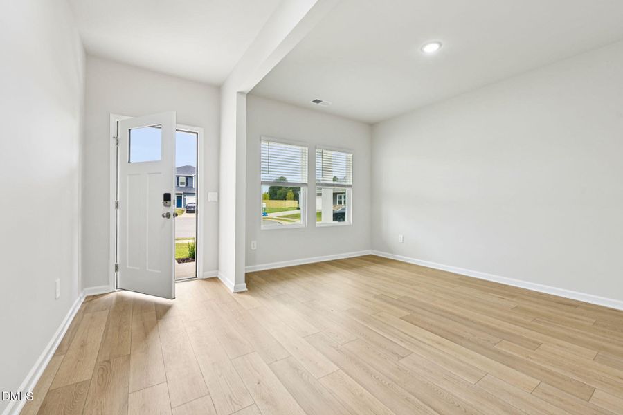 9-web-or-mls-Raleigh - River Glen - 306