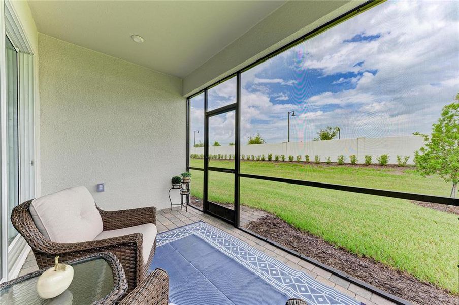 Exterior details and patio area of a home in Wellen Park, Venice (Image 23).