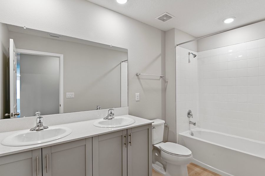 Furnished interior view inside a new home in Pasadena Ridge, Dade City (Image 8).