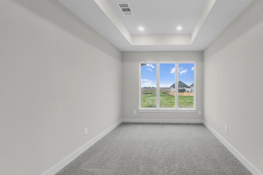 Spacious, unfurnished interior of a new home in Wolf Ranch, Georgetown (Image 17).
