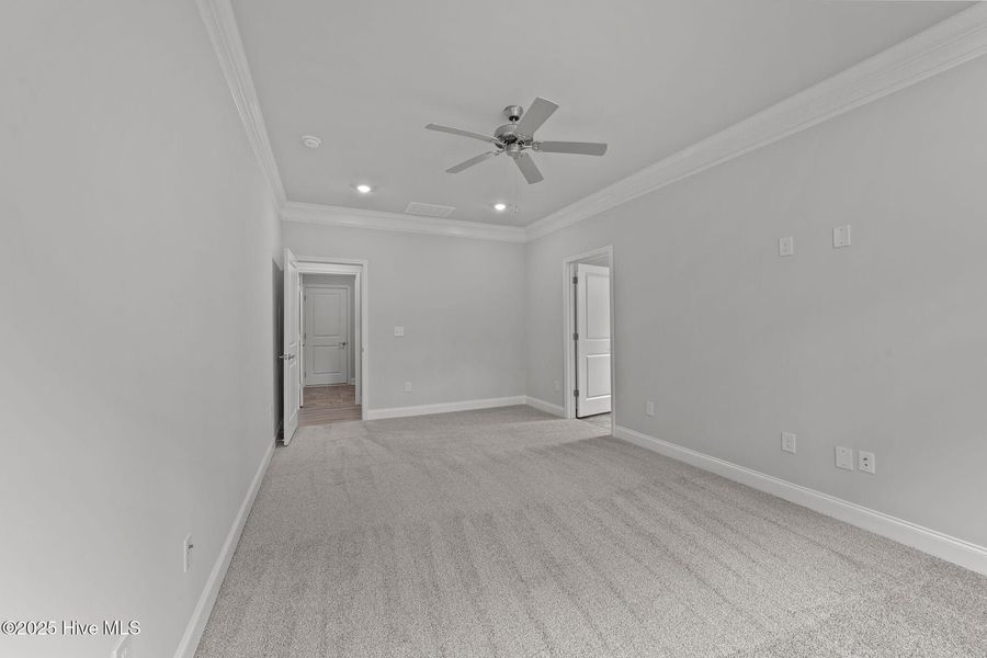 Spacious, unfurnished interior of a new home in Rutledge, Shallotte (Image 13).