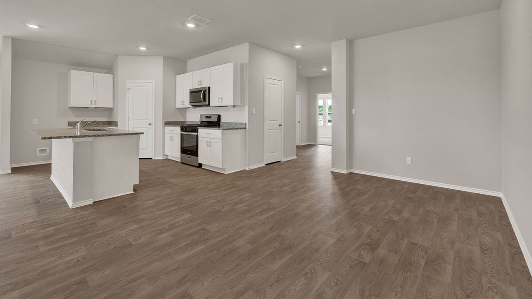 Spacious, unfurnished interior of a new home in Bollinger, Maxwell (Image 14). Spacious, unfurnished interior of a new home in Bollinger, Maxwell (Image 14).