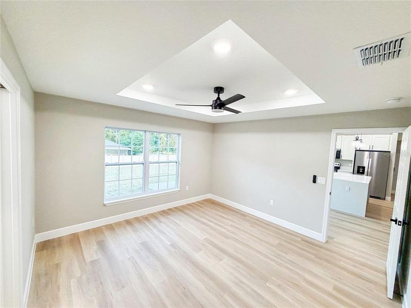 Spacious, unfurnished interior of a new home in , Belleview (Image 17).