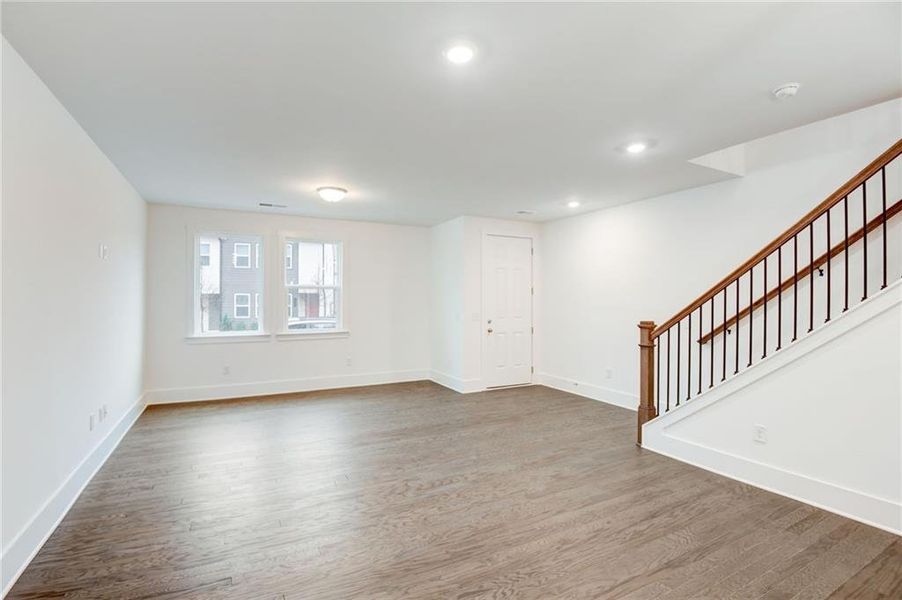 Spacious, unfurnished interior of a new home in Park Vue, Atlanta (Image 19). Spacious, unfurnished interior of a new home in Park Vue, Atlanta (Image 19).