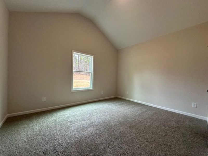 Spacious, unfurnished interior of a new home in Rocky Mount, Greenville (Image 13).