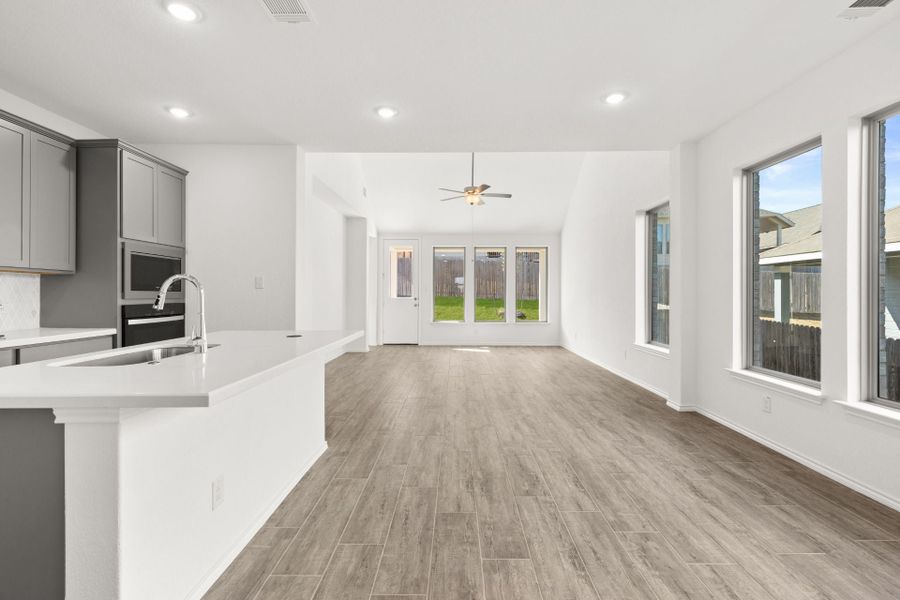 New Home in San Antonio, TX.  - Slide 9