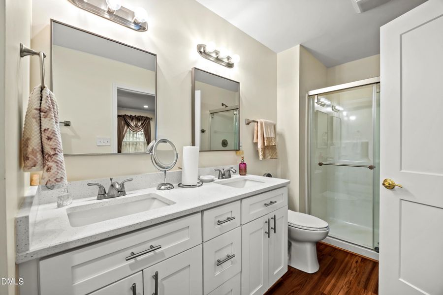 Primary bath 3 Primary bath 3