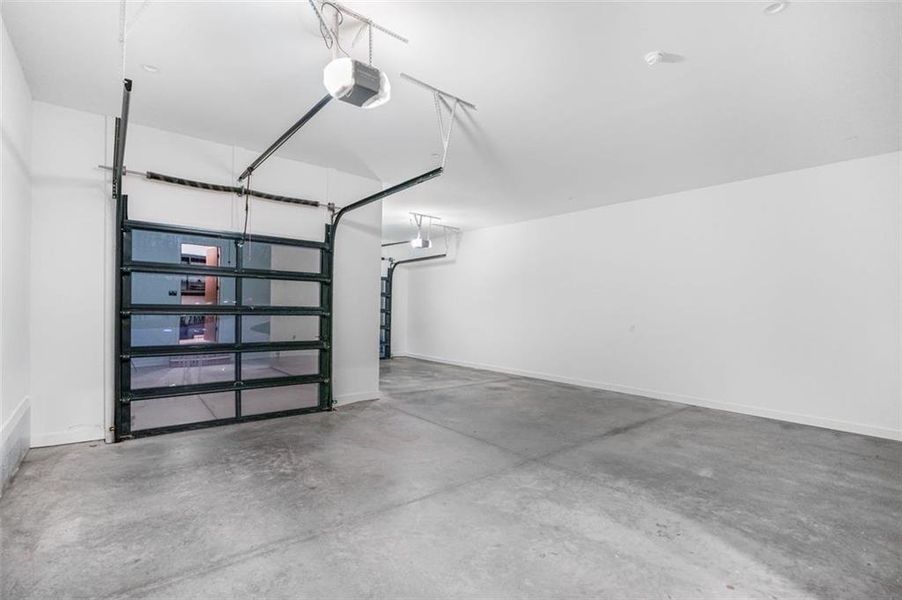 Spacious, unfurnished interior of a new home in , Roswell (Image 26). Spacious, unfurnished interior of a new home in , Roswell (Image 26).