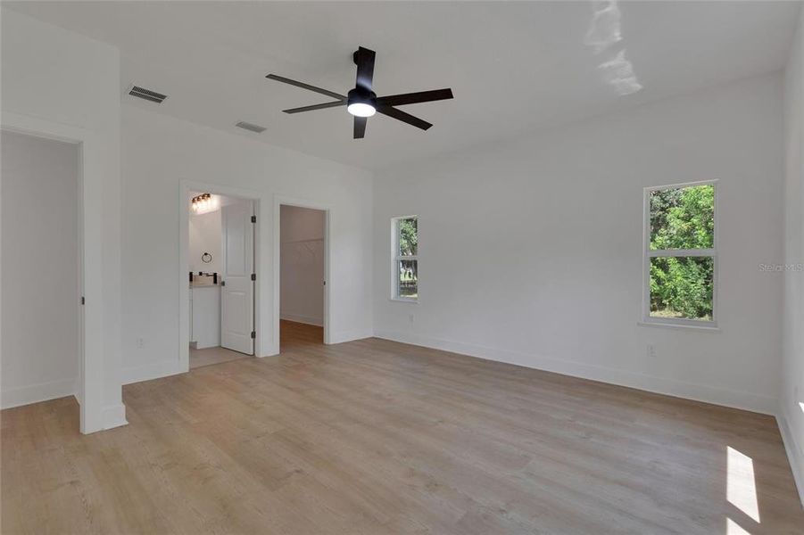 Spacious, unfurnished interior of a new home in , Lake Placid (Image 19). Spacious, unfurnished interior of a new home in , Lake Placid (Image 19).