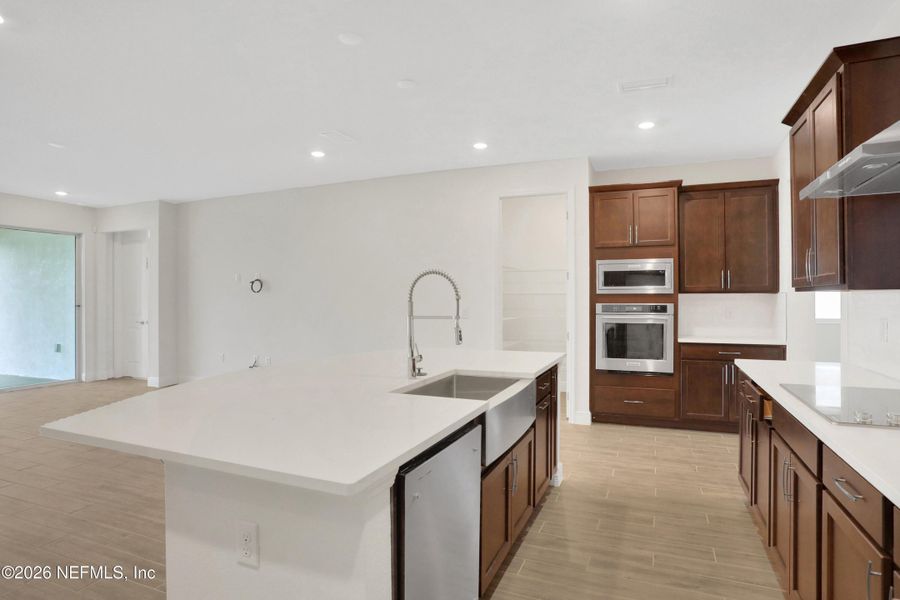 Furnished interior view inside a new home in Jennings Farm, Middleburg (Image 10).