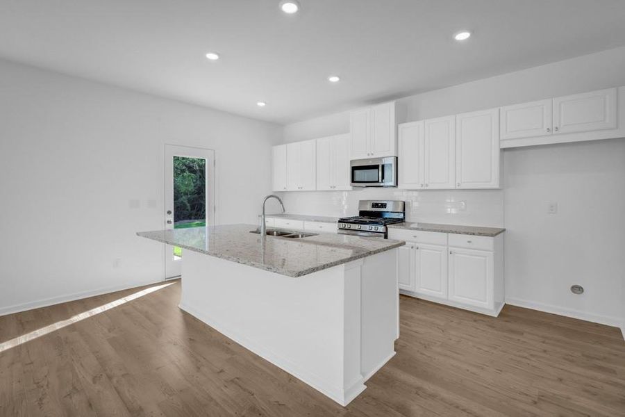 Image 12 of a home in Heritage River.