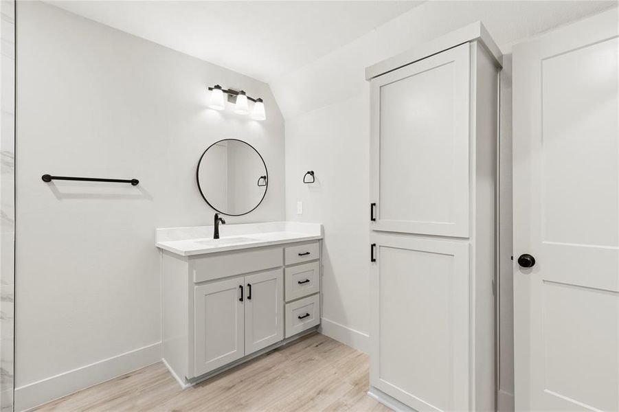 Furnished interior view inside a new home in , Mineola (Image 12).