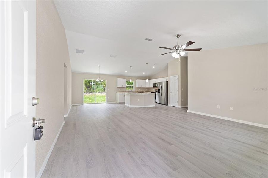 Image 29 of a home in .