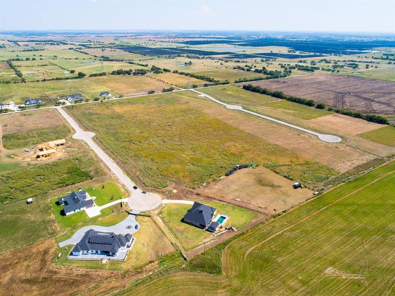 Image 33 of a home in . Image 33 of a home in .