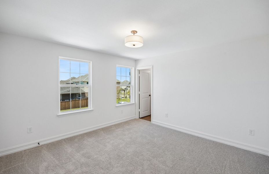 Spacious, unfurnished interior of a new home in Pinnacle at Legacy Hills, Celina (Image 20).