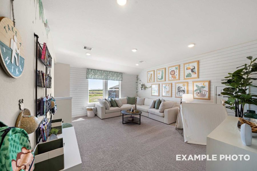 Representative furnished interior of a home built from the The Lakeshore F by Davidson Homes LLC in Sunterra, Katy (Image 14). Representative furnished interior of a home built from the The Lakeshore F by Davidson Homes LLC in Sunterra, Katy (Image 14).