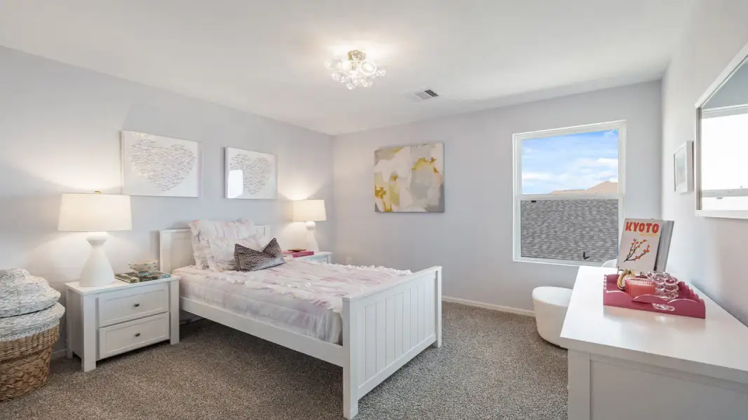 Furnished interior view inside a new home in East Williams Cove, Conroe (Image 26).