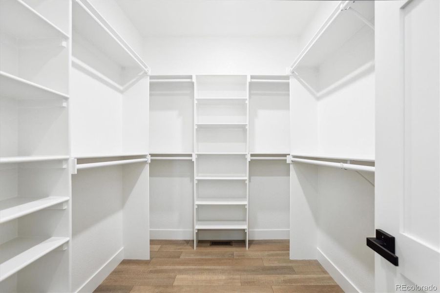 Image 40 of a home in .