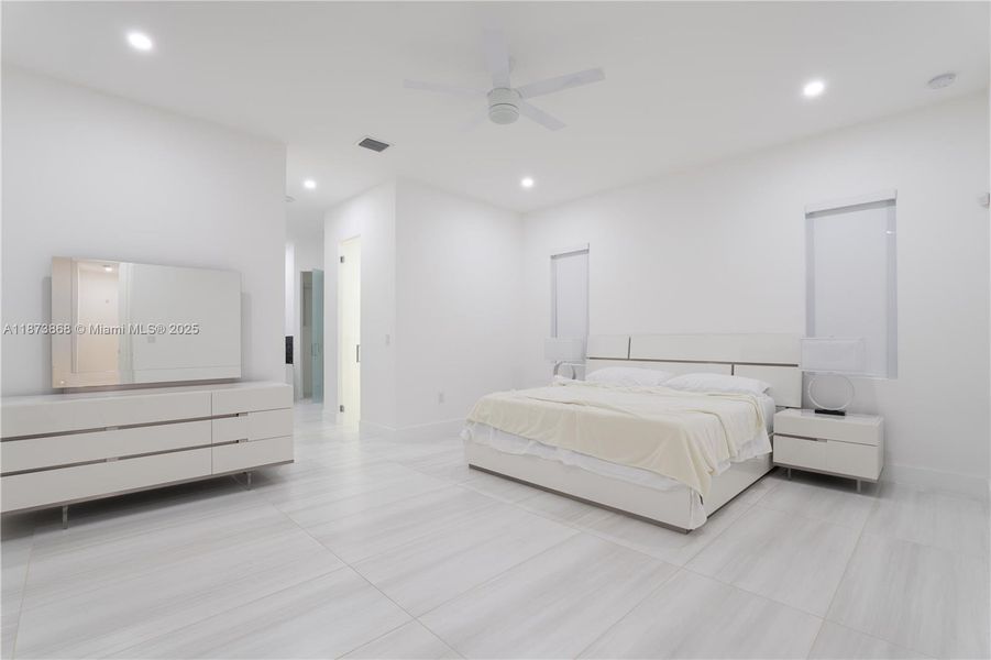 Furnished interior view inside a new home in , Homestead (Image 8).