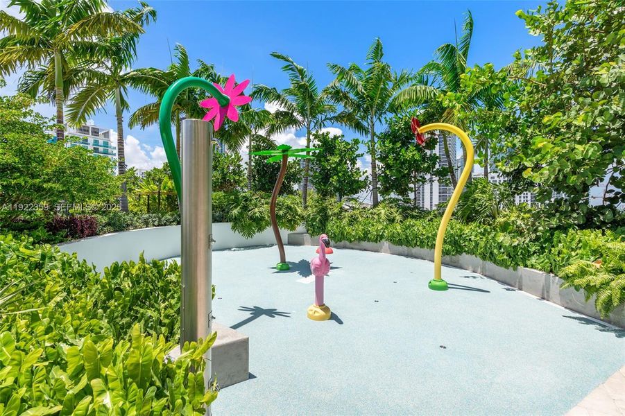 Community amenities in , Miami (Image 53). Community amenities in , Miami (Image 53).