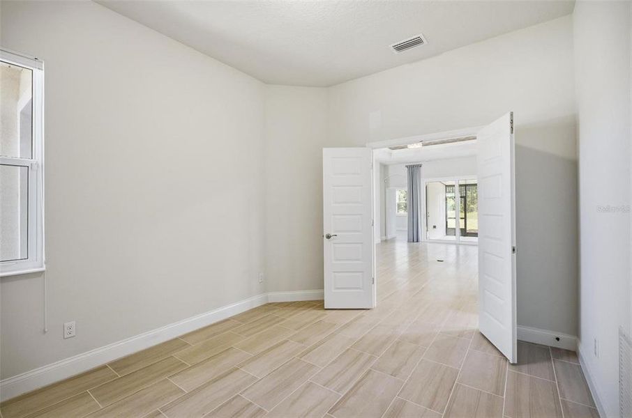 Spacious, unfurnished interior of a new home in , Palm Coast (Image 58).