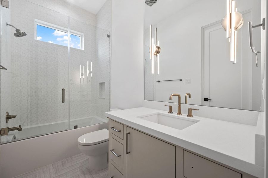 Furnished interior view inside a new home in , Houston (Image 36). Furnished interior view inside a new home in , Houston (Image 36).