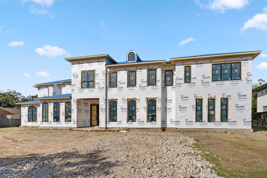 Image 18 of a home in .