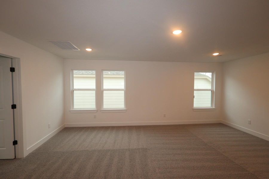 Versatile loft upstairs