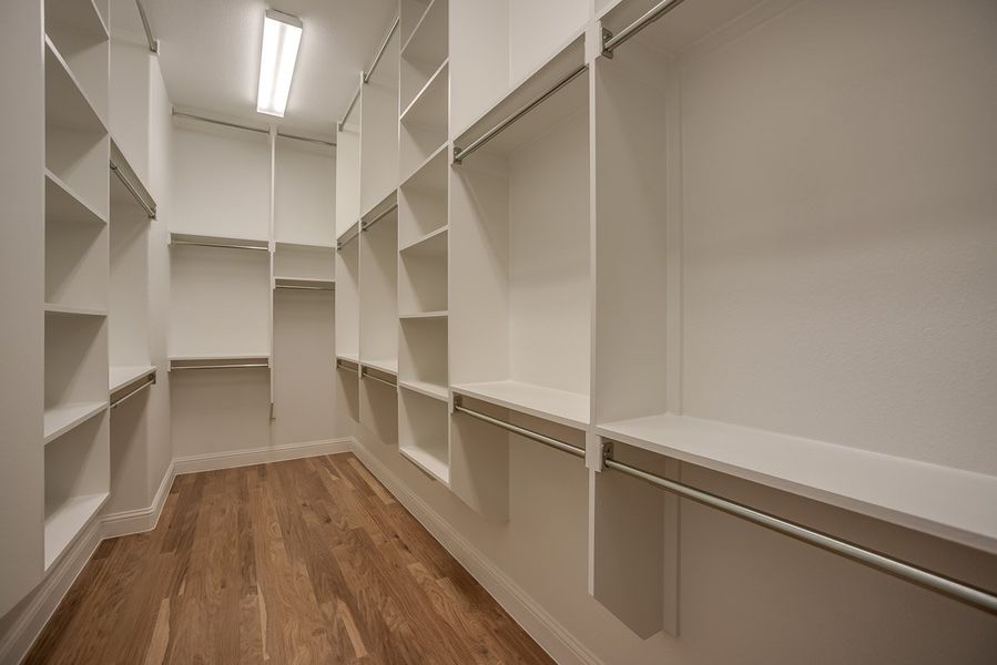 Plan 1631 Primary Closet Representative Image