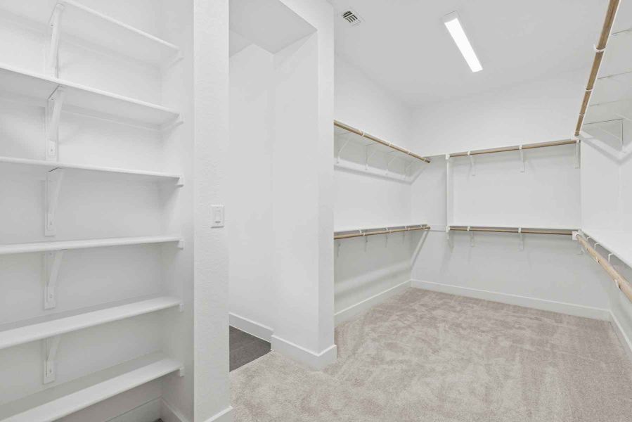 The Jacksboro - Owner's Bath