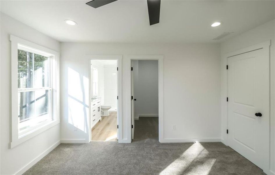 Spacious, unfurnished interior of a new home in , Lindale (Image 23).