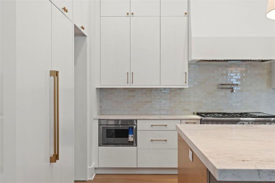 Furnished interior view inside a new home in , Tampa (Image 9).