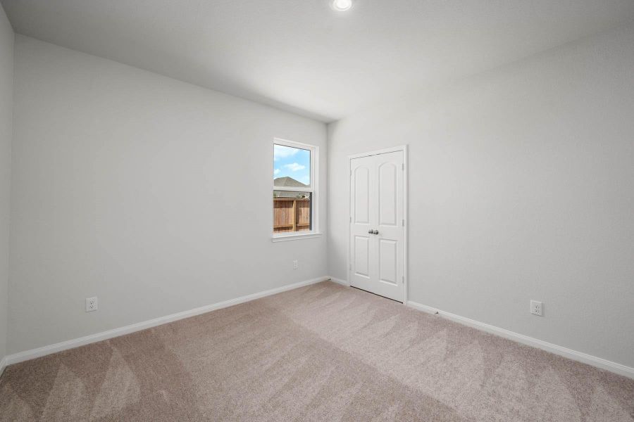 Spacious, unfurnished interior of a new home in Lago Mar, Texas City (Image 6). Spacious, unfurnished interior of a new home in Lago Mar, Texas City (Image 6).