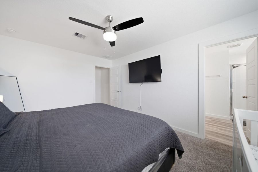 Furnished interior view inside a new home in , Houston (Image 9).