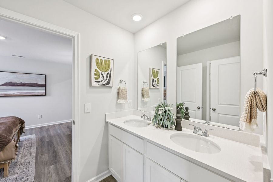 2,516sf New Home in Jacksonville, NC.  - Slide 31