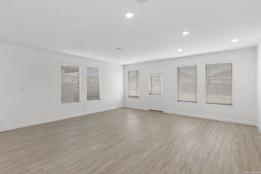 Spacious, unfurnished interior of a new home in Grace Valley, Marion (Image 37).