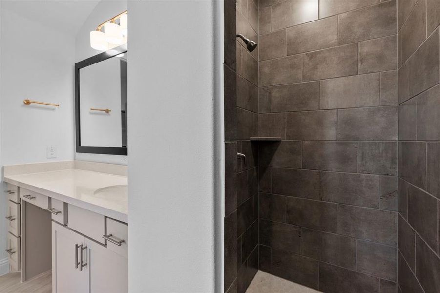 DAL_Trinity Falls_Lamar_204 Bay Laurel Road (25)